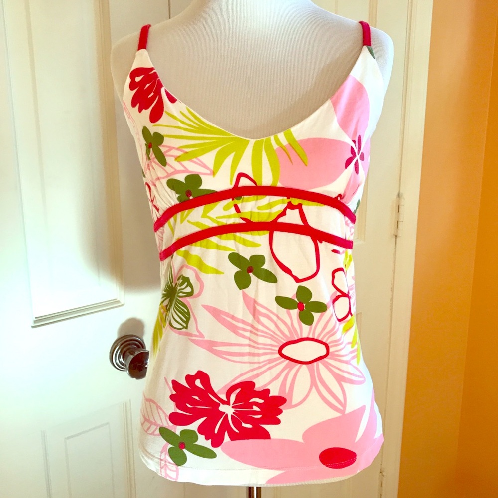 NWOT St Bernard Red Flower Tank Top